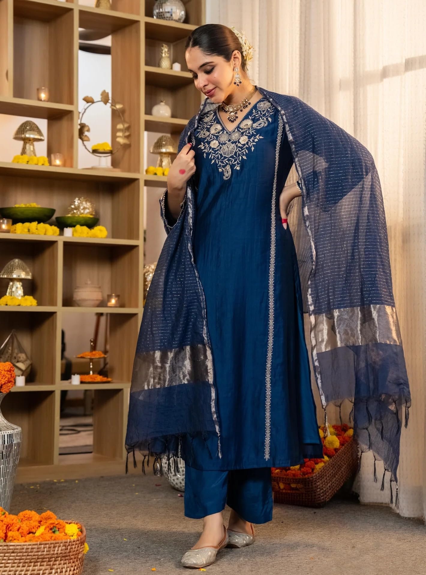 Women Embroidery Solid Straight Kurta and Pant Set with Dupatta - Image 3